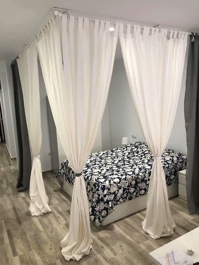 Cozy Apartment In The Heart Of Torremolinos