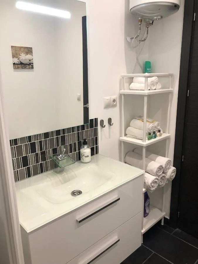 Cozy Apartment In The Heart Of Torremolinos 0*,