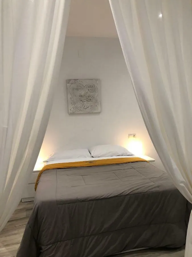 Cozy Apartment In The Heart Of Torremolinos
