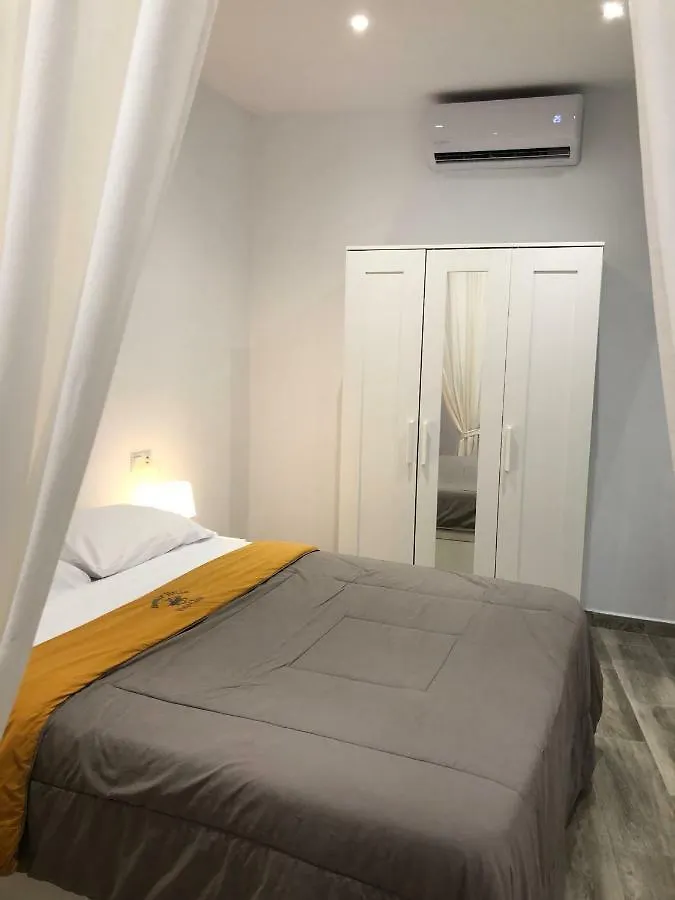 Cozy Apartment In The Heart Of Torremolinos 0*,
